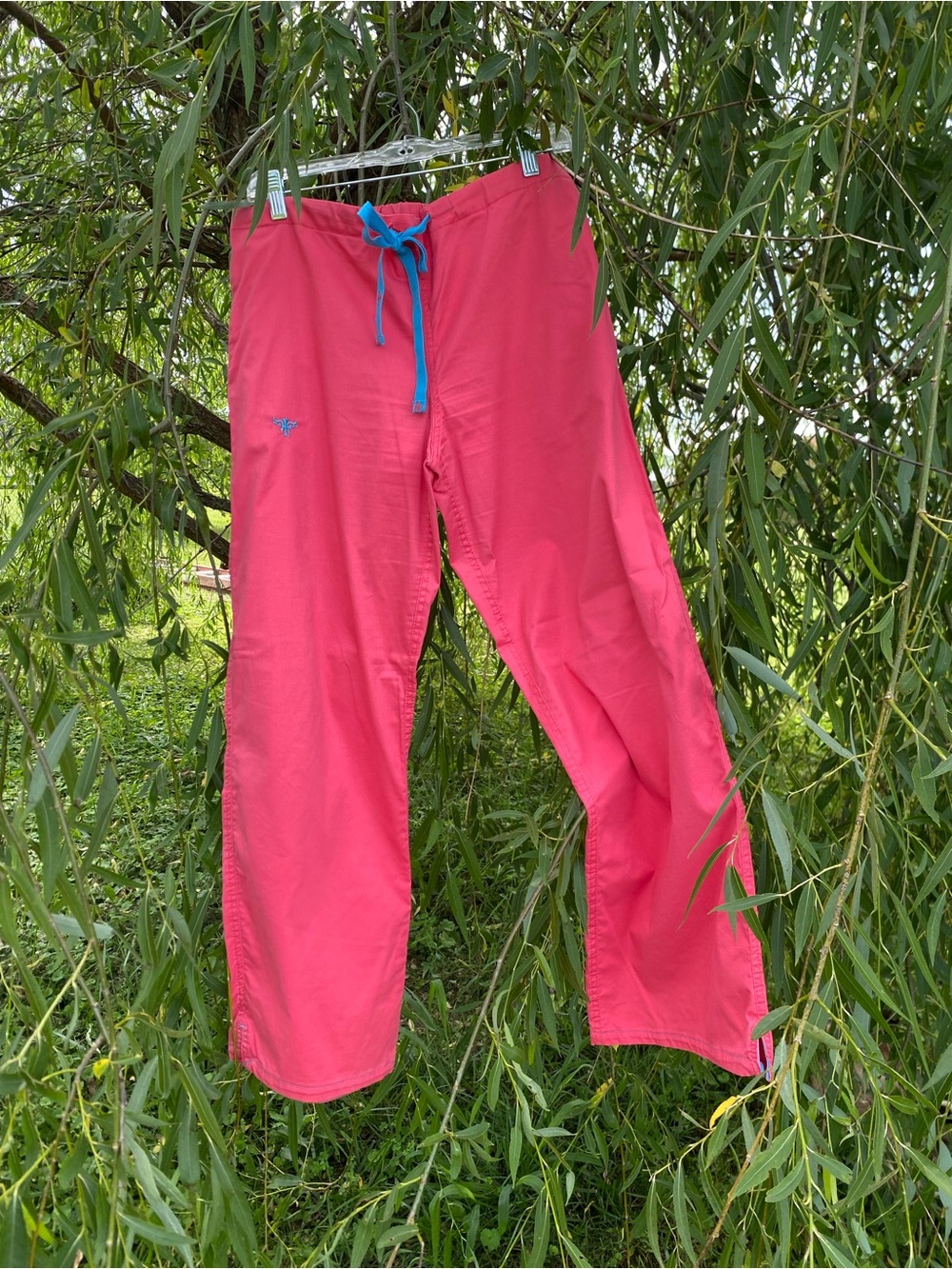 MedCouture Scrub Pants Coral Reef/Belize blue SZ Small (not petite) Style 8705